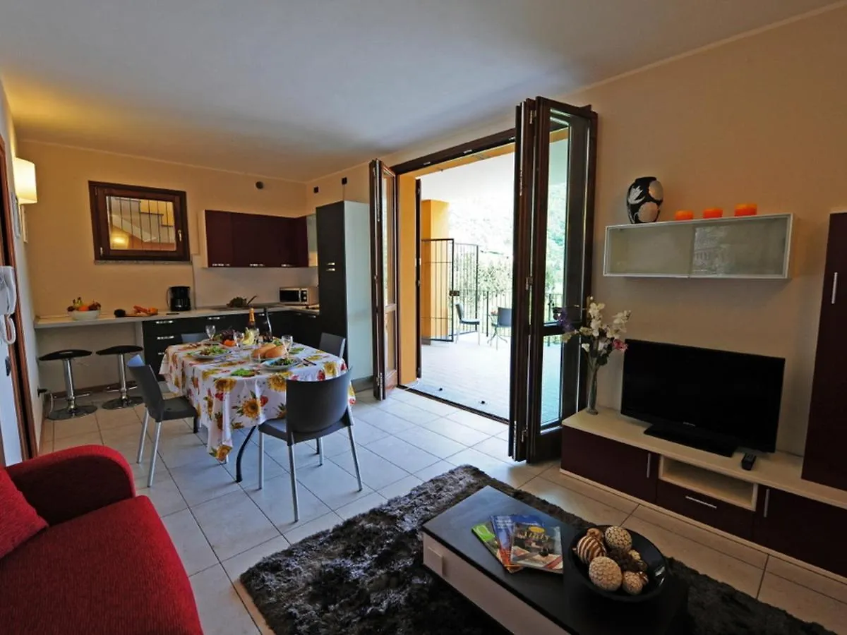 Residence Eden Apartments Argegno Italia