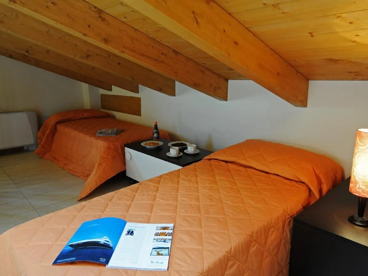 Residence Eden Apartments Argegno