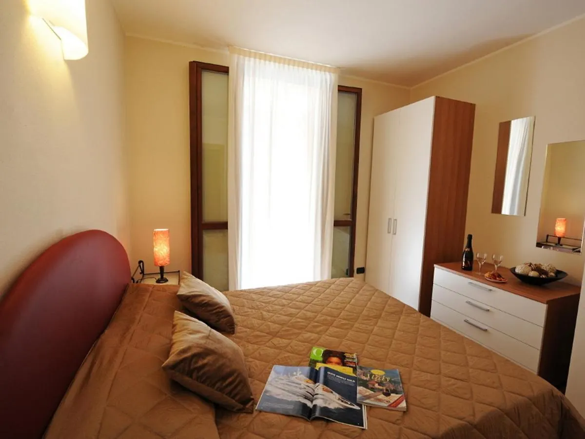 Residence Eden Apartments Argegno