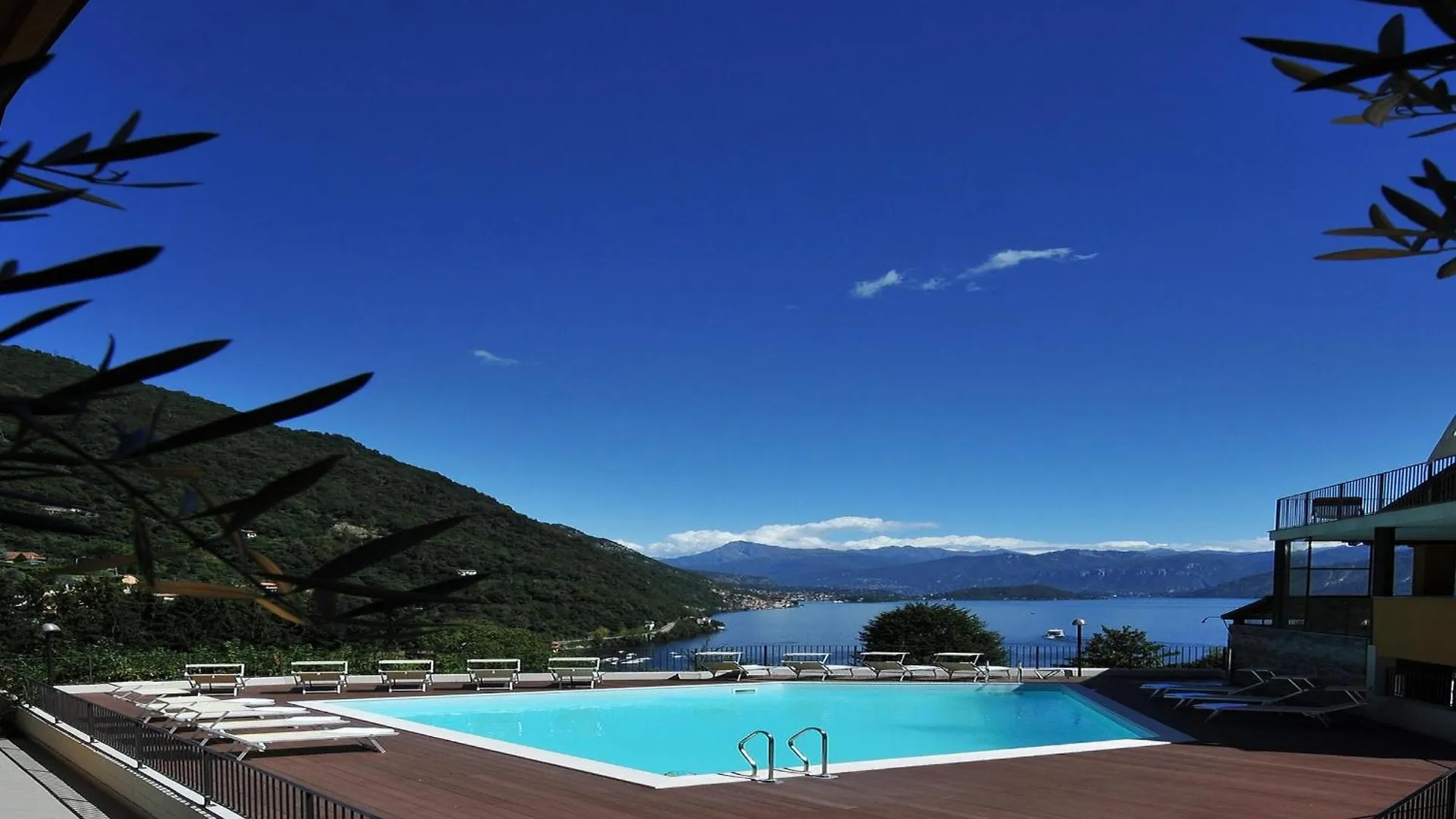 Residence Eden Apartments Argegno