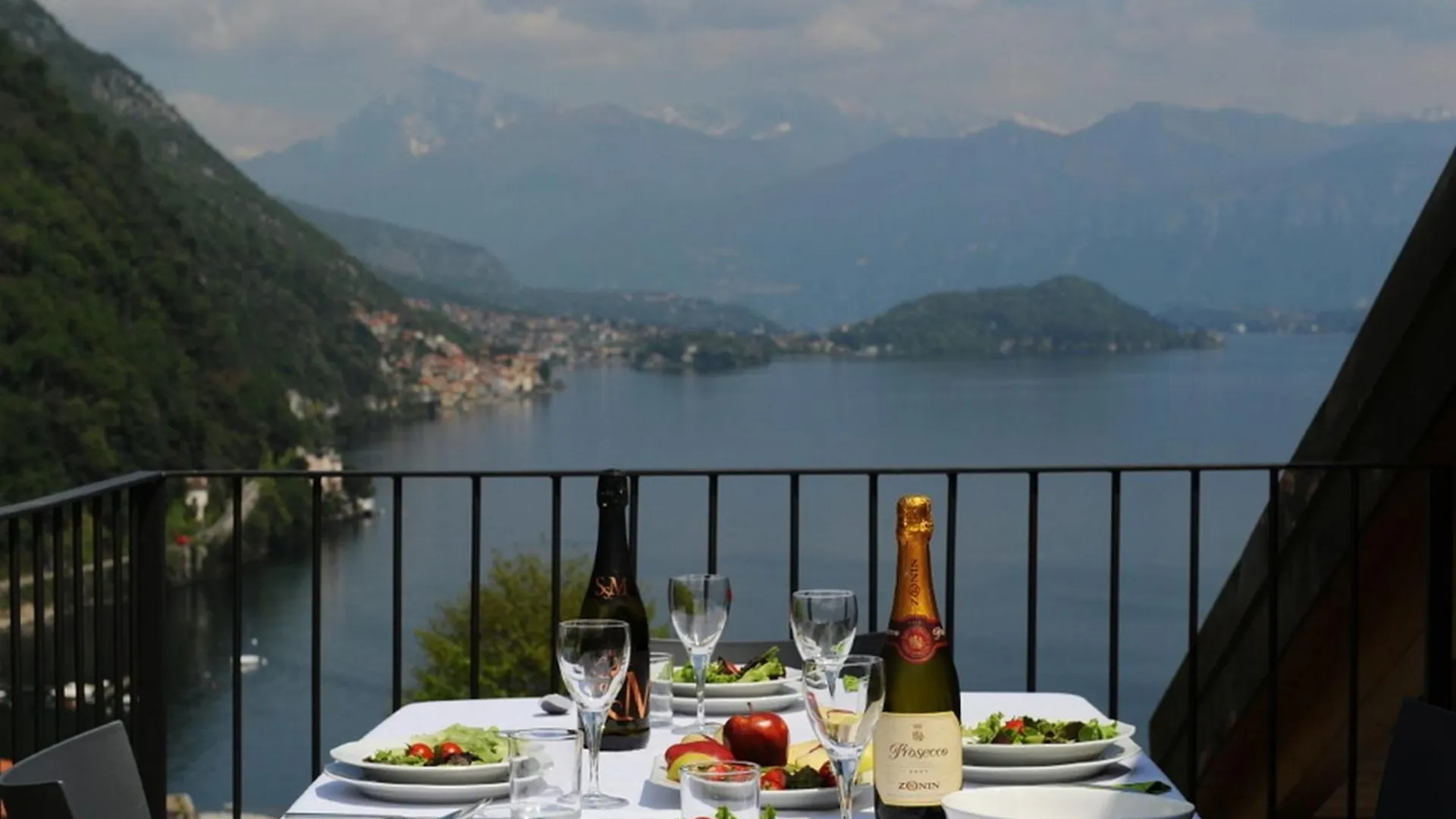 Residence Eden Apartments Argegno 0*,  Italia